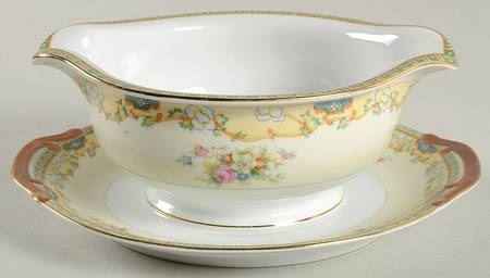 MEI221 Gravy Boat with Attached Underplate