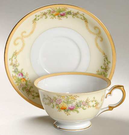 Footed Cup & Saucer Set