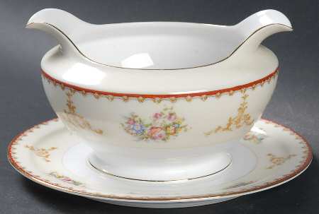 Ogden Gravy Boat with Attached Underplate