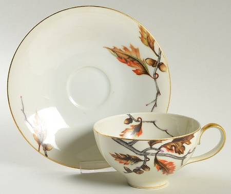 Royal Oak Flat Cup & Saucer Set