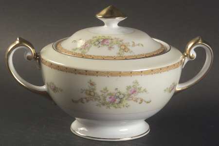 V1667  Sugar Bowl & Lid