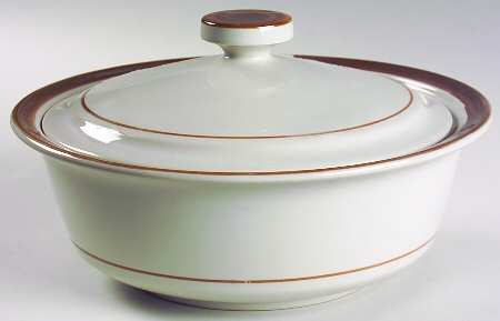 Brown Monterrey Round Covered Vegetable