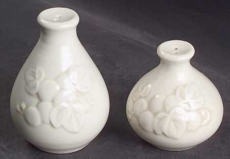 Antique Grape White Salt & Pepper Set