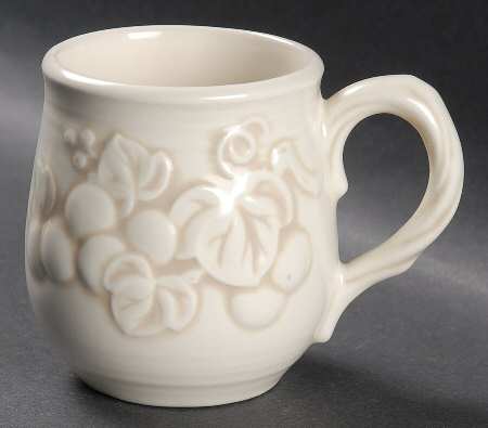 Antique Grape White Mug