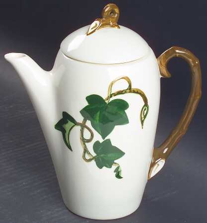 California Ivy Coffee Pot & Lid by Metlox - Poppytrail - Vernon