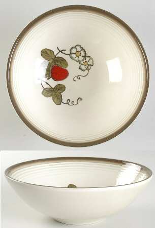California Strawberry 8" Round Vegetable Bowl