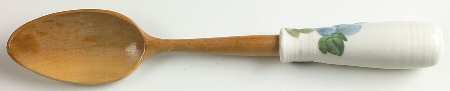 Sculptured Grape Salad Serving Spoon with Wood Bowl