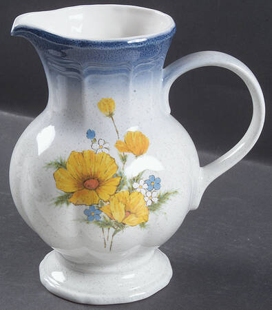 Amy 48 Oz Pitcher