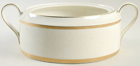 Antique Lace 2.5 Qt Round Casserole No Lid