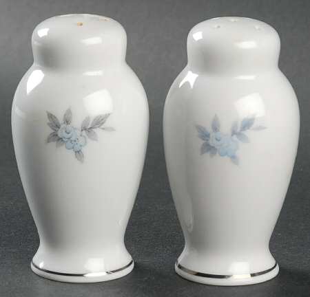 Annbelle Salt & Pepper Set
