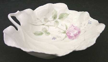 April Rose 7" Leaf Dish