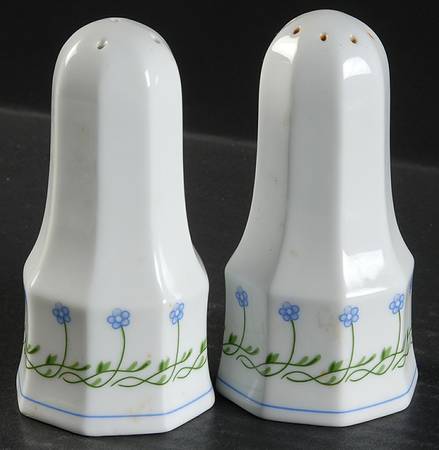 Bali Hai Salt & Pepper Set