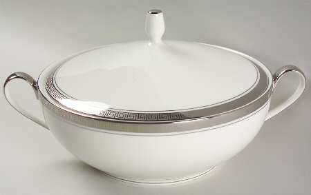 Barnard Round Covered Vegetable