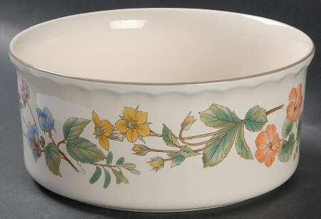 Botanical Bouquet 8" Souffle