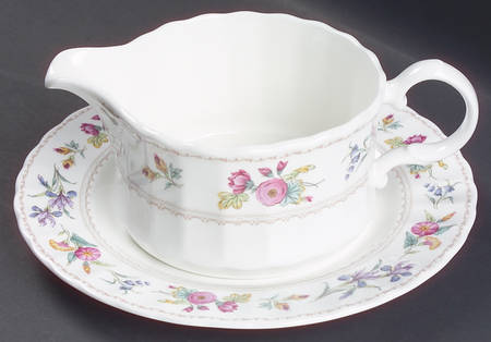 Brywood Round Gravy Boat & Underplate (Salad Plate)