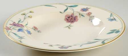 Carnation Garden Rim Soup Bowl