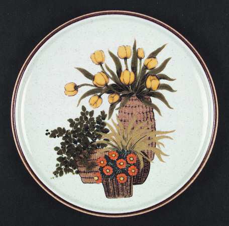 Cache Pots by Mikasa