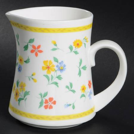 Carefree Creamer