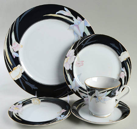 Charisma Black 5 Piece Place Setting