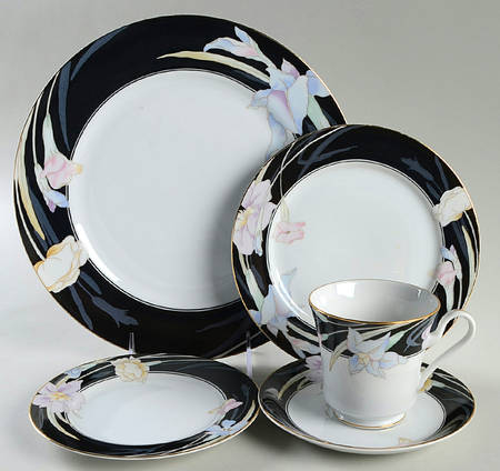 Charisma Black 40 Piece Estate Set