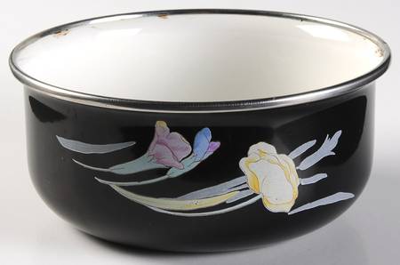 Charisma Black 5 3/4" Metal Bowl