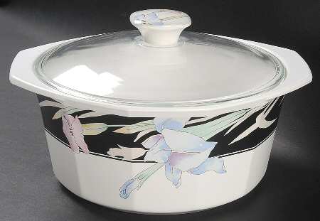 Charisma Black 2 Quart Oval Covered Casserole
