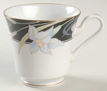 Charisma Black Footed Cup