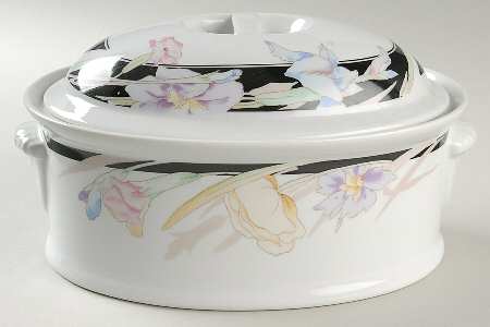 Charisma Black 1.75 Quart Oval Covered Casserole