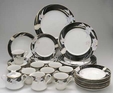 Charisma Black 45 Piece Estate Set