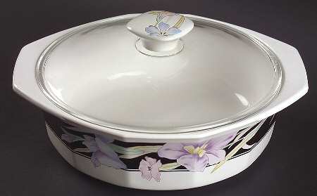 Charisma Black 1.25 Qt Round Covered Casserole