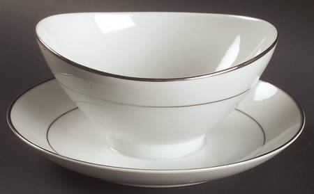 Citation Gravy Boat with Attached Underplate