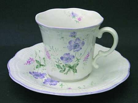 Coco Flat Cup & Saucer Set