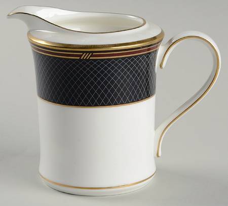 Ebony Garden Creamer