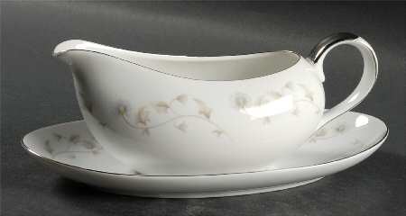 Eclipse Gravy Boat & Underplate