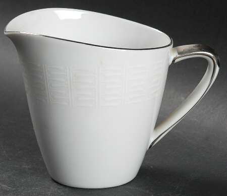 Everest Creamer