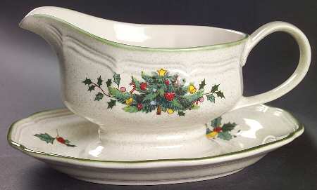 Festive Season Gravy Boat & Underplate