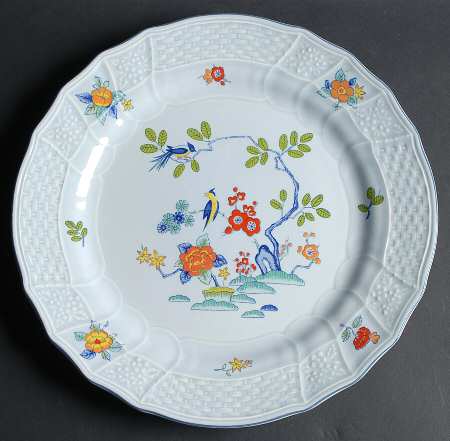 Fontaine 12" Chop Plate (Round Platter) by Mikasa