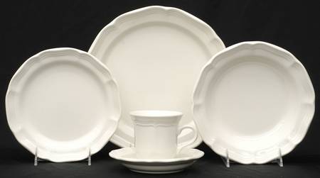 French Countryside 40 Piece Estate Set by Mikasa