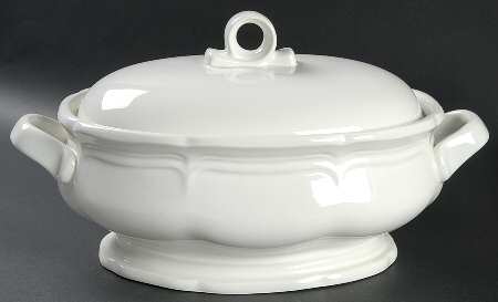 French Countryside 2.5 Quart Oval Covered Casserole by Mikasa