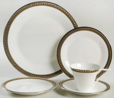 Gold Chain 5 Piece Place Setting