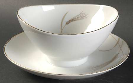 Golden Harvest Gravy Boat with Attached Underplate