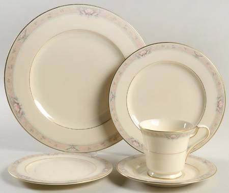 Grandville 5 Piece Place Setting