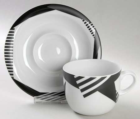 Harlequin Black Flat Cup & Saucer Set