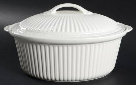 Italian Countryside (Stoneware) 1.5 Quart Oval Covered Casserole