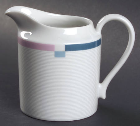 Jet Set Creamer