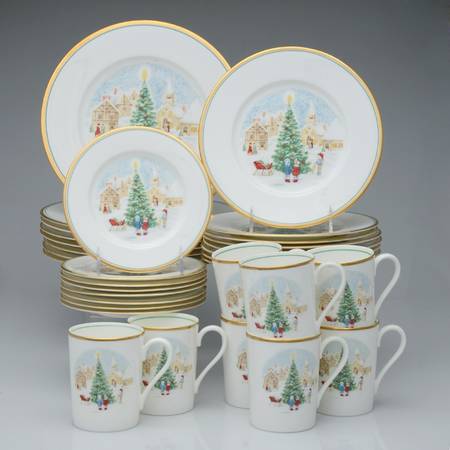 Merry Christmas 32 Piece Set