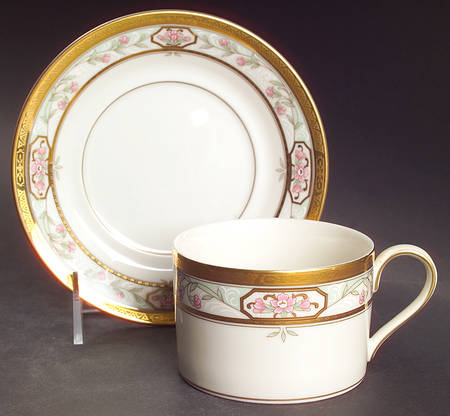 Merrick Flat Cup & Saucer Set