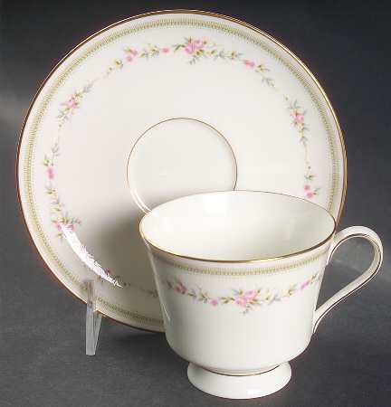 Millbrooke Footed Cup & Saucer Set