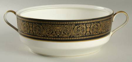 Mount Holyoke Round Vegetable No Lid