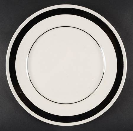 Noir 12" Chop Plate (Round Platter)